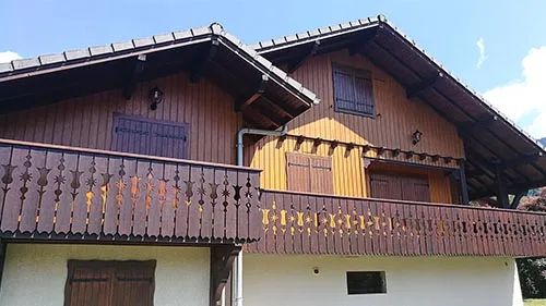 Miniature de Façade poncée et lasurée avec Pullex Plus-Lasur Saule. (Bois, extérieur)