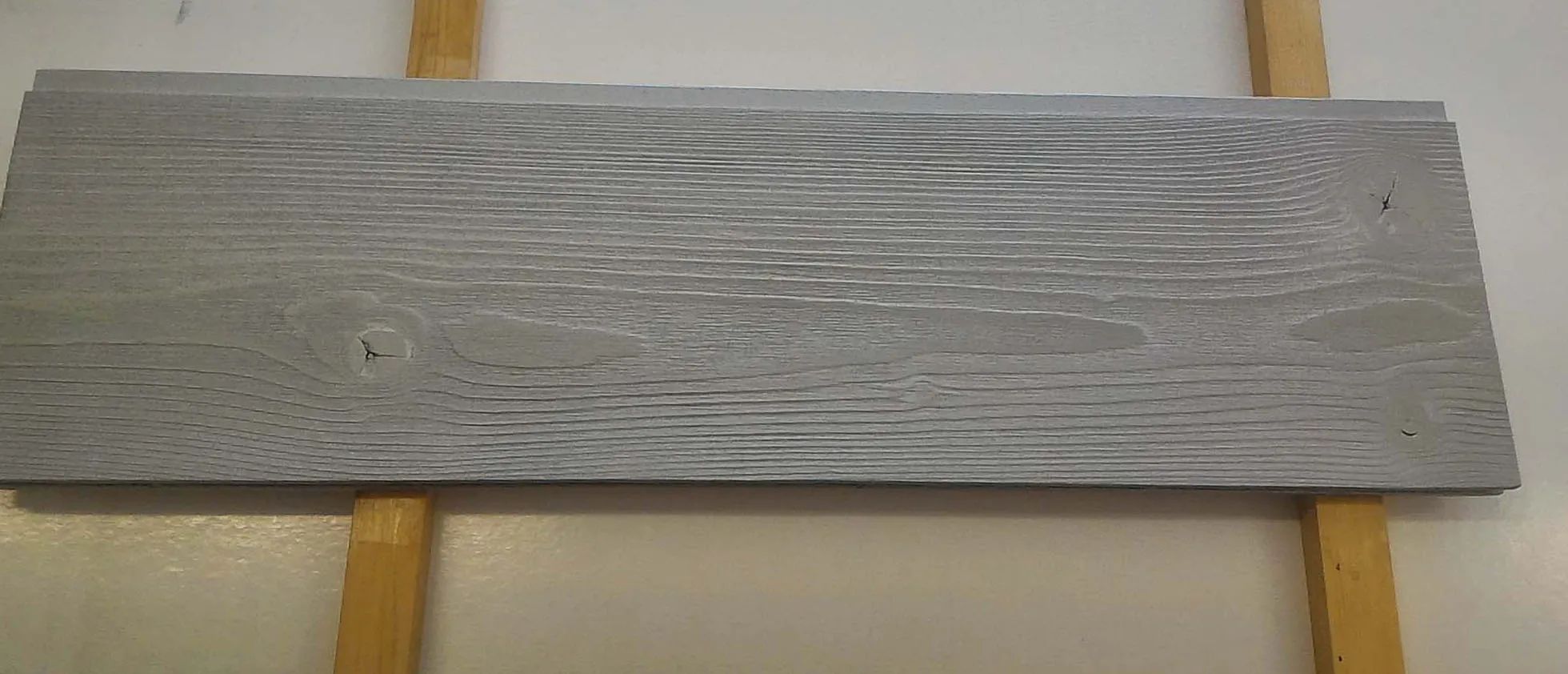 Image de l'étape 2 : Application de la laque – Effet gris vieux bois